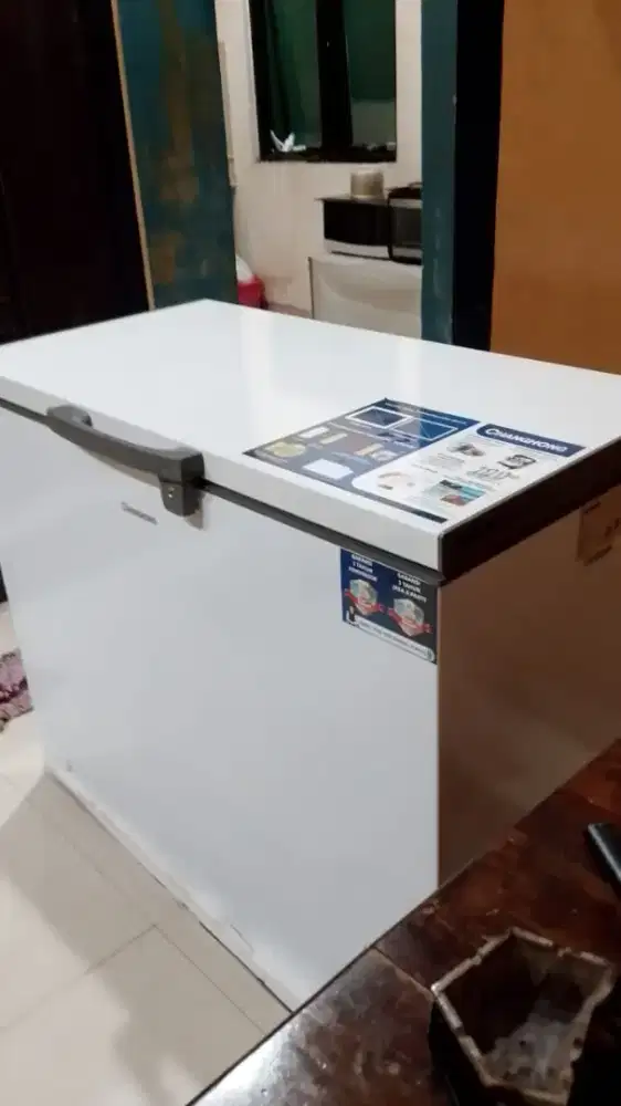 Dijual chest frezer changhong