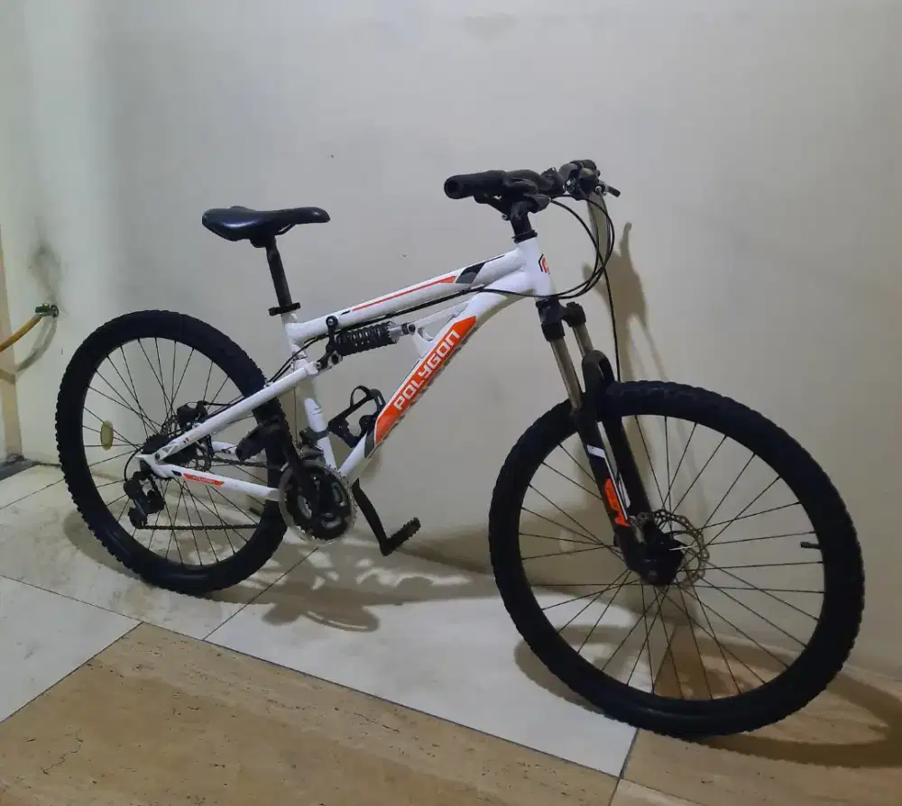 Jual Sepeda Fullsus Polygon Rayz 1 Uk 26 Inc