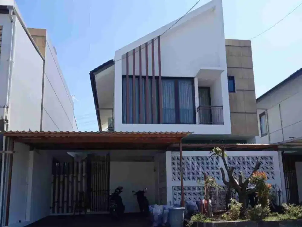 Dijual Rumah Luas Terawat Di Dekat Tol Buahbatu