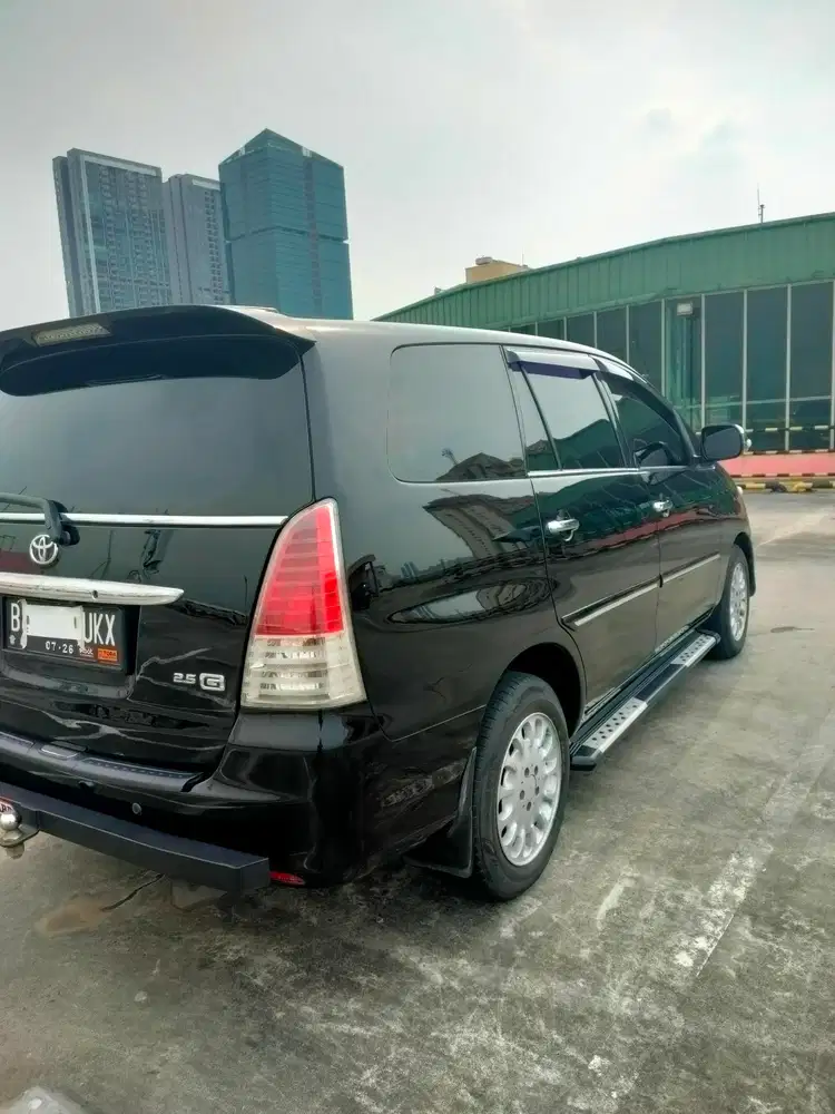 Toyota Kijang Innova 2011 Diesel