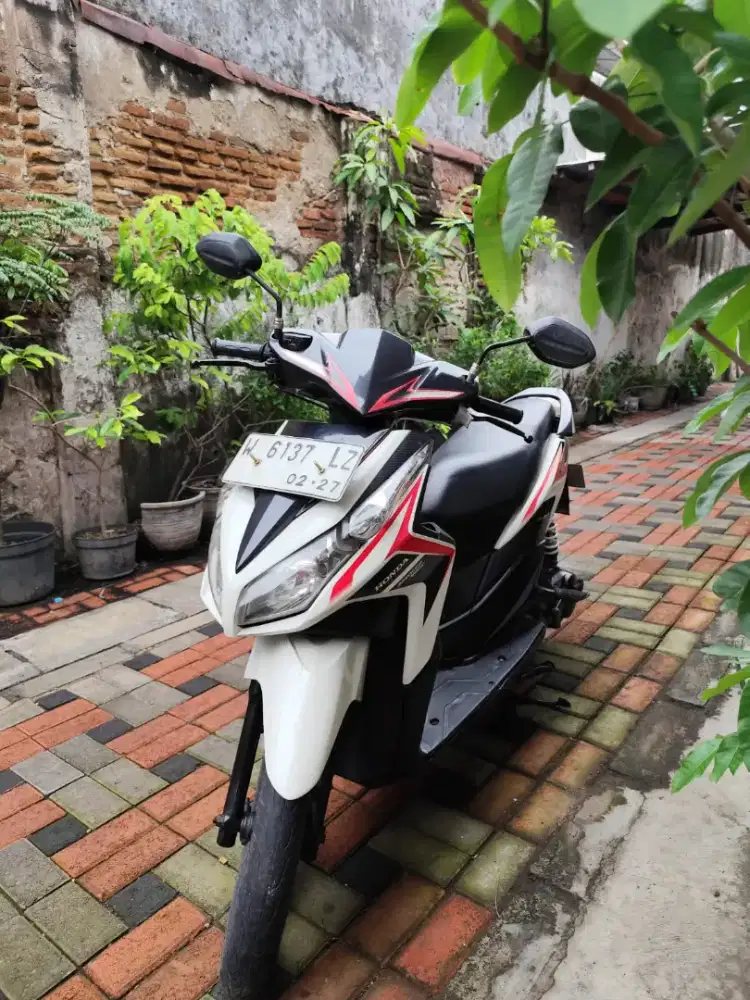 Vario Techno 110 KARBU 2012 Putih