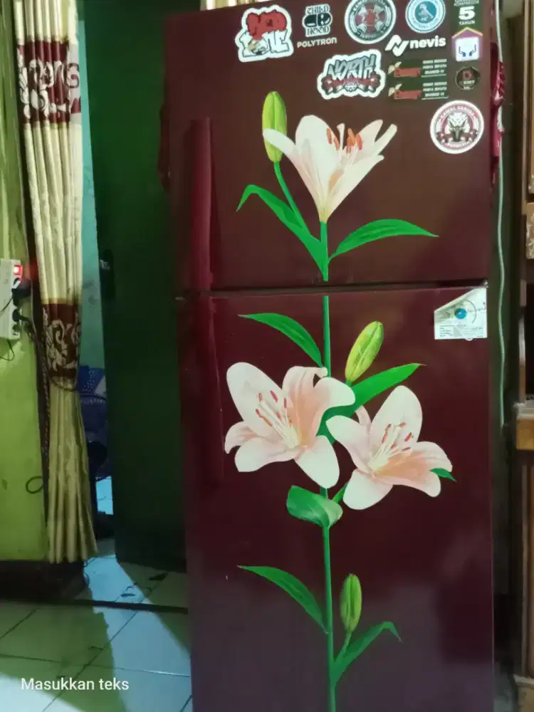 Kulkas Polytron 2 pintu