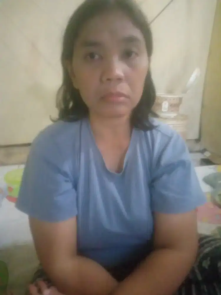 Mencari kerja sebagai art aja/pembantu