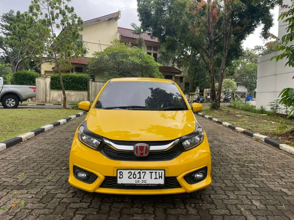 [Full Upgrade RS] Brio E CVT, Km 50rb Record