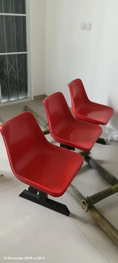 Bangku tunggu ex cafe