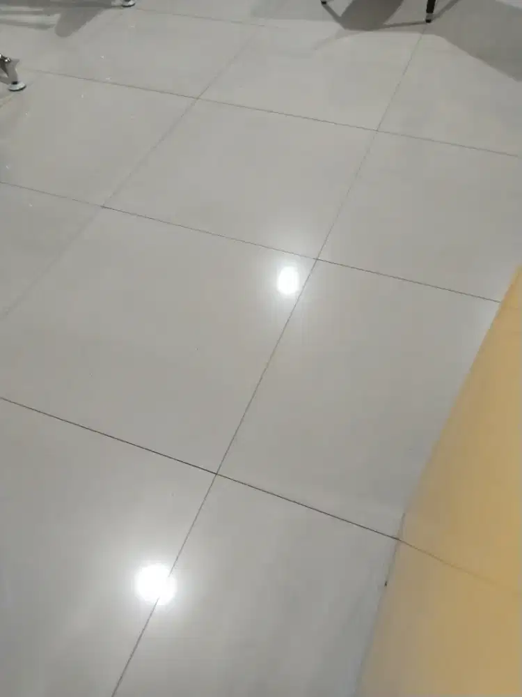 LOWONGAN TENAGA CUCI MOBIL