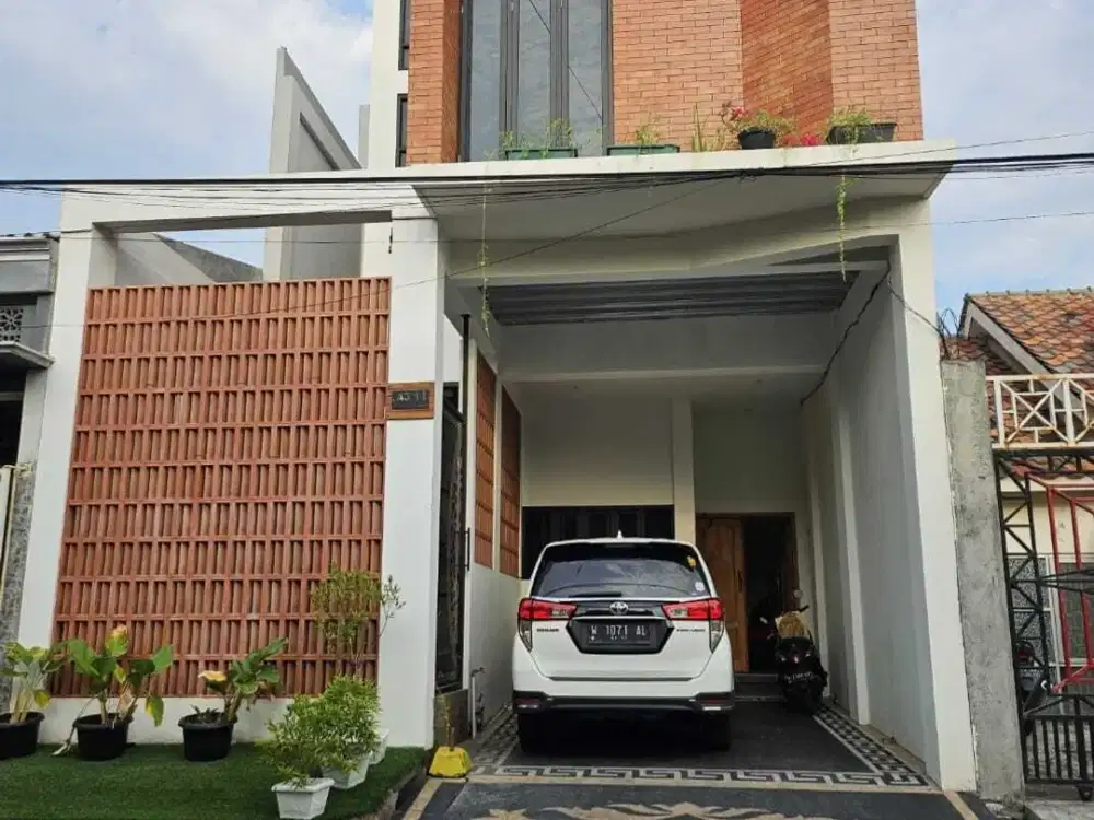 Dijual rumah full furnished lokasi Sby Barat di Graha Suryananta