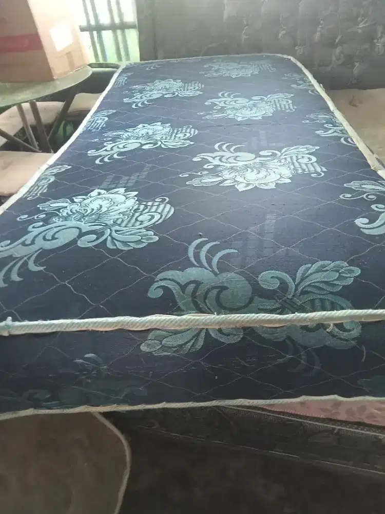 Springbed. No3 ada no1 ada no2 ranjang no1