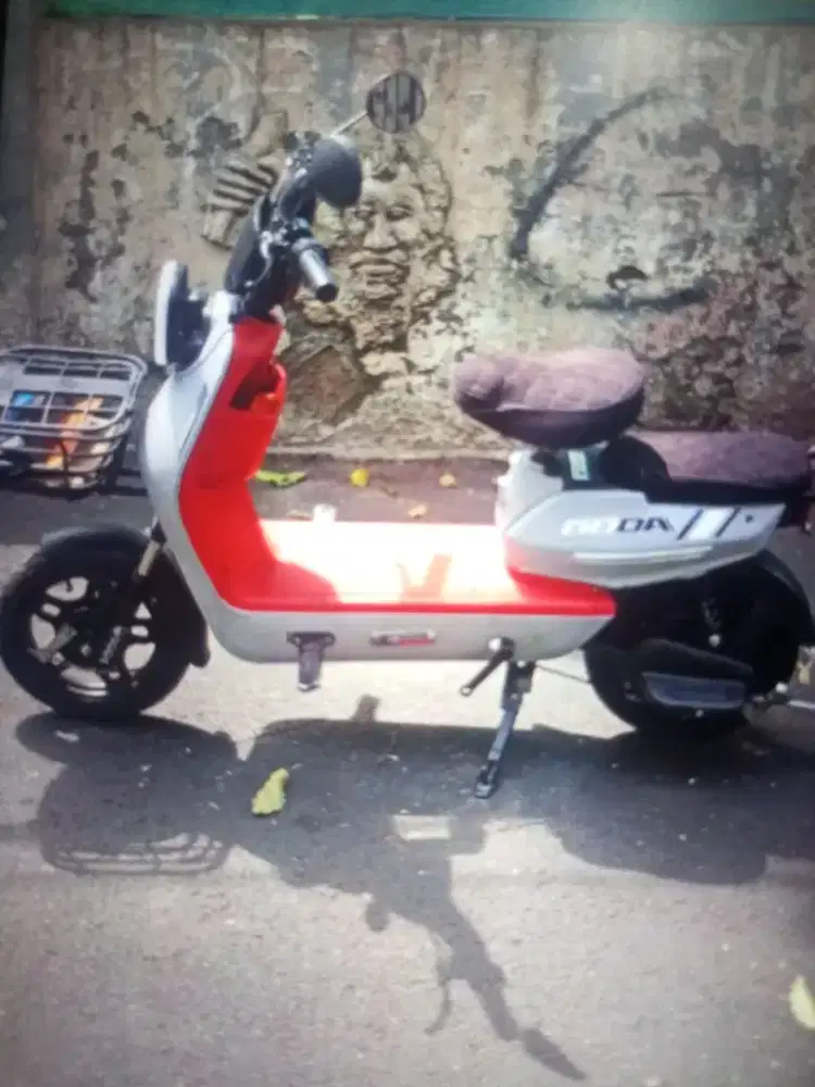 Sepeda listrik merk goda 111