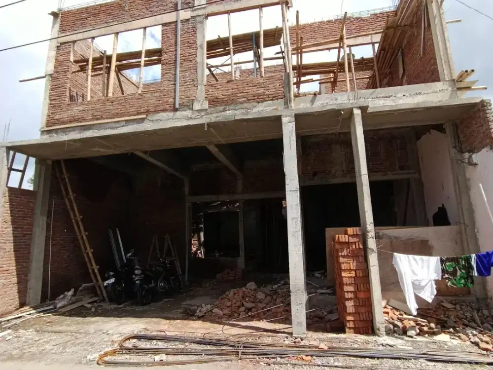 Rumah Proses Bangun Di Utara Kampus UGM, Tersedia 2 Unit Rumah, Legalitas Lengkap