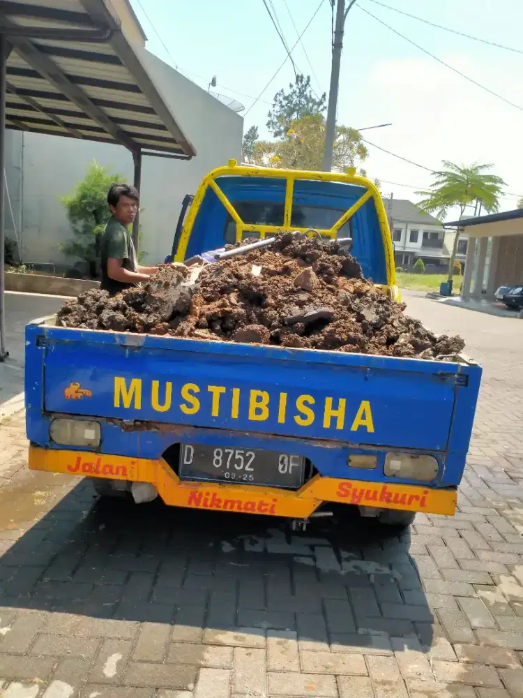 Jasa angkut & buang brangkal puing barangkal sampah daun prabotan dll