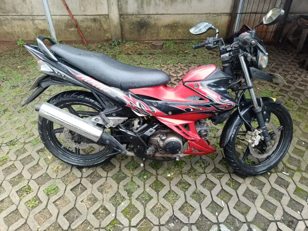 Kawasaki athelle 2010