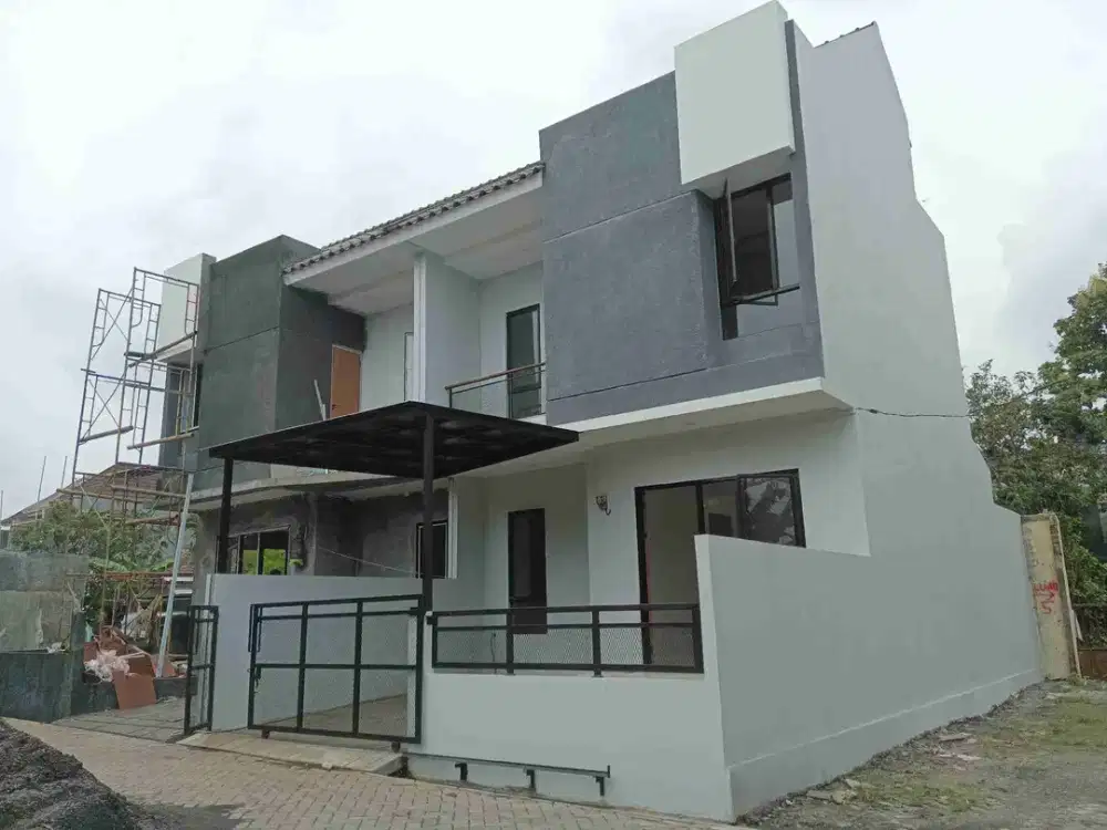 rumah baru 2 lantai 3+1 kamar tidur dalam komplek perumahan one gate system dekat perempatan joglo jakarta barat