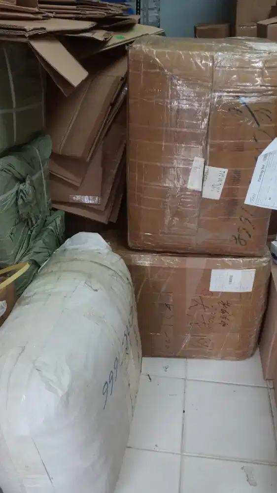 Admin Online shop & packing Gudang