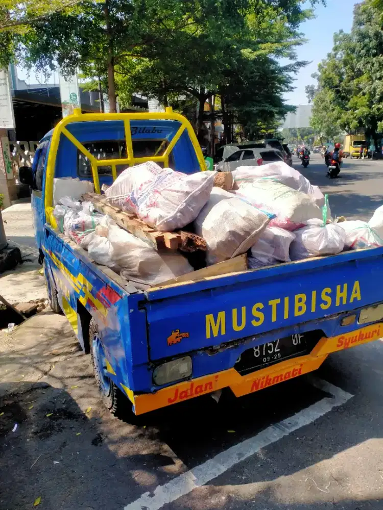 Jasa angkut & buang brangkal puing barangkal sampah daun prabotan dll