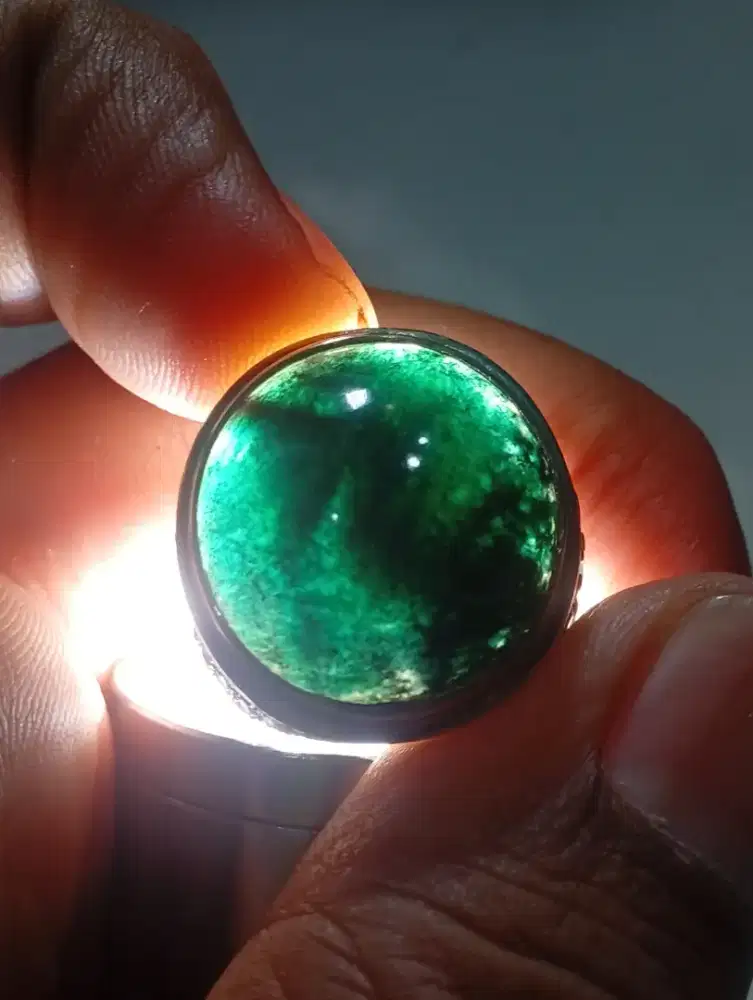 Bacan bulat tembus