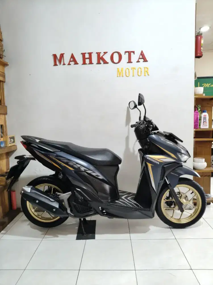 All New vario 125 Cbs Iss BL	2022 Ss lengkap komplit kondisi terawat