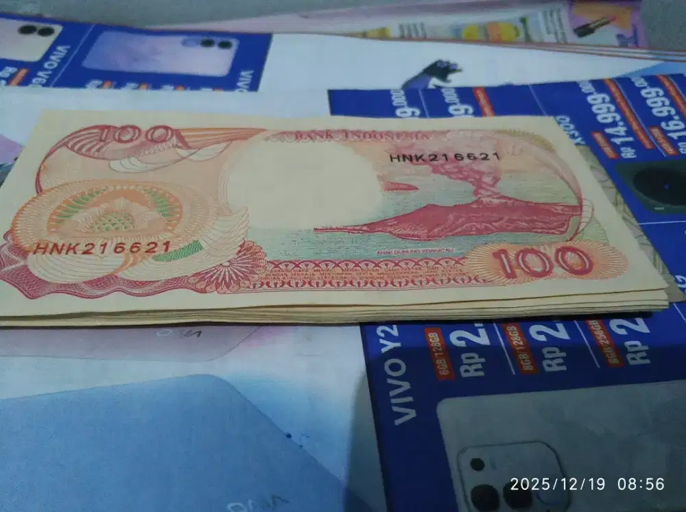 Uang Rp100 edisi kapal pinisi