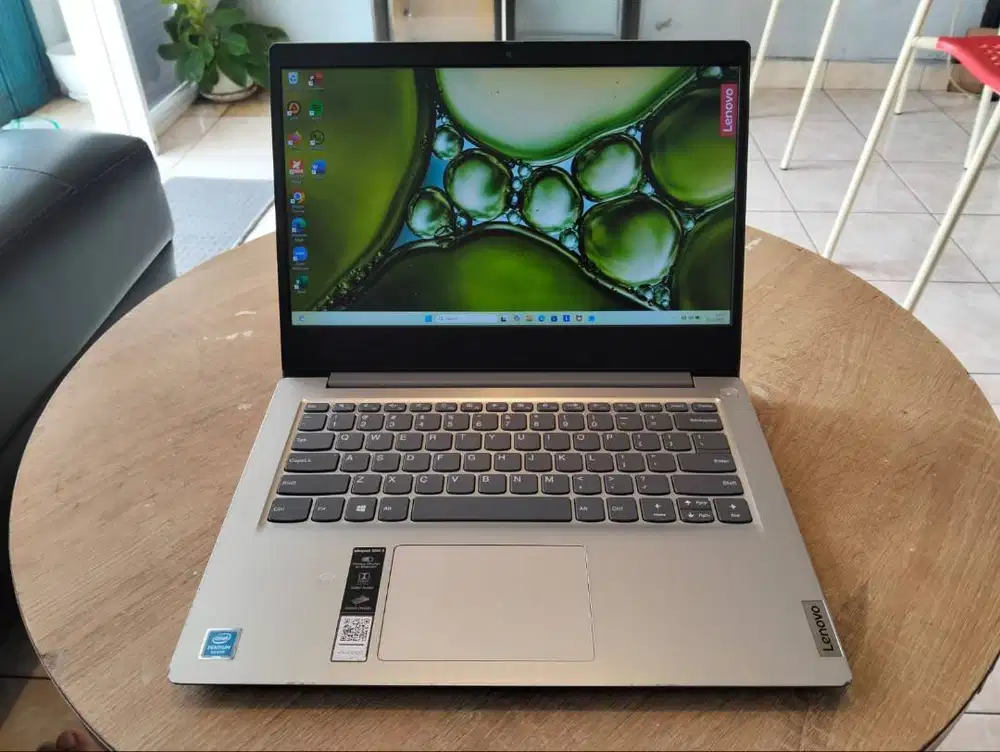 Lenovo Ideapad Slim 3 Intel Pentium Silver N5030 RAM 8GB DDR4 SSD 256G