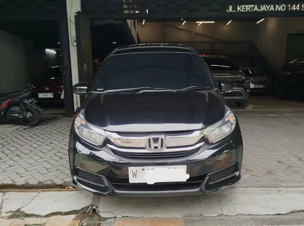 Honda Mobillio manual 2017