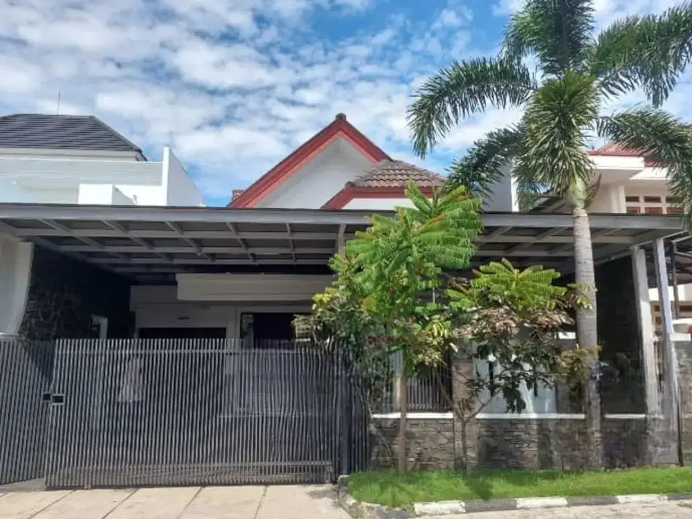 Di jual Rumah Mewah di Komp Taman Mutiara  Cimahi