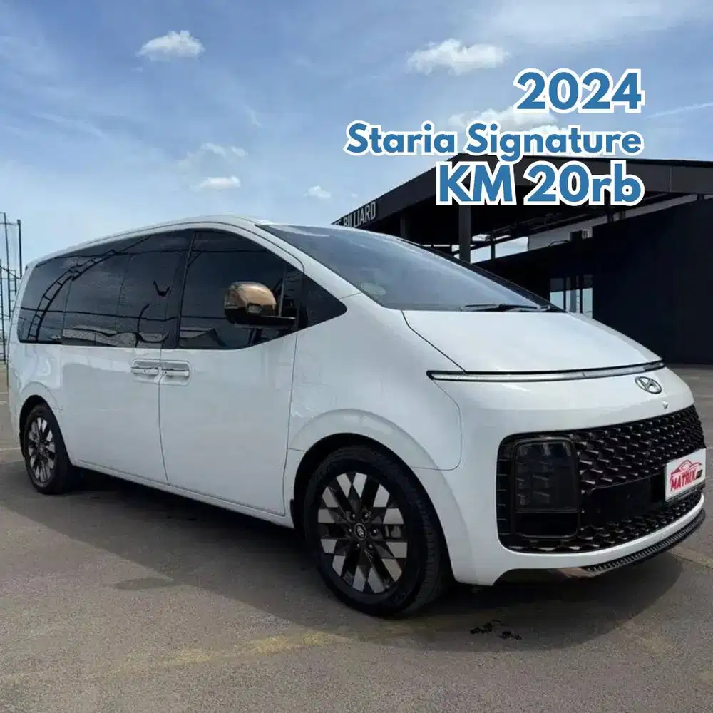 Hyundai Staria 2.2 Signature 2024 9 Seater White on Black Putih