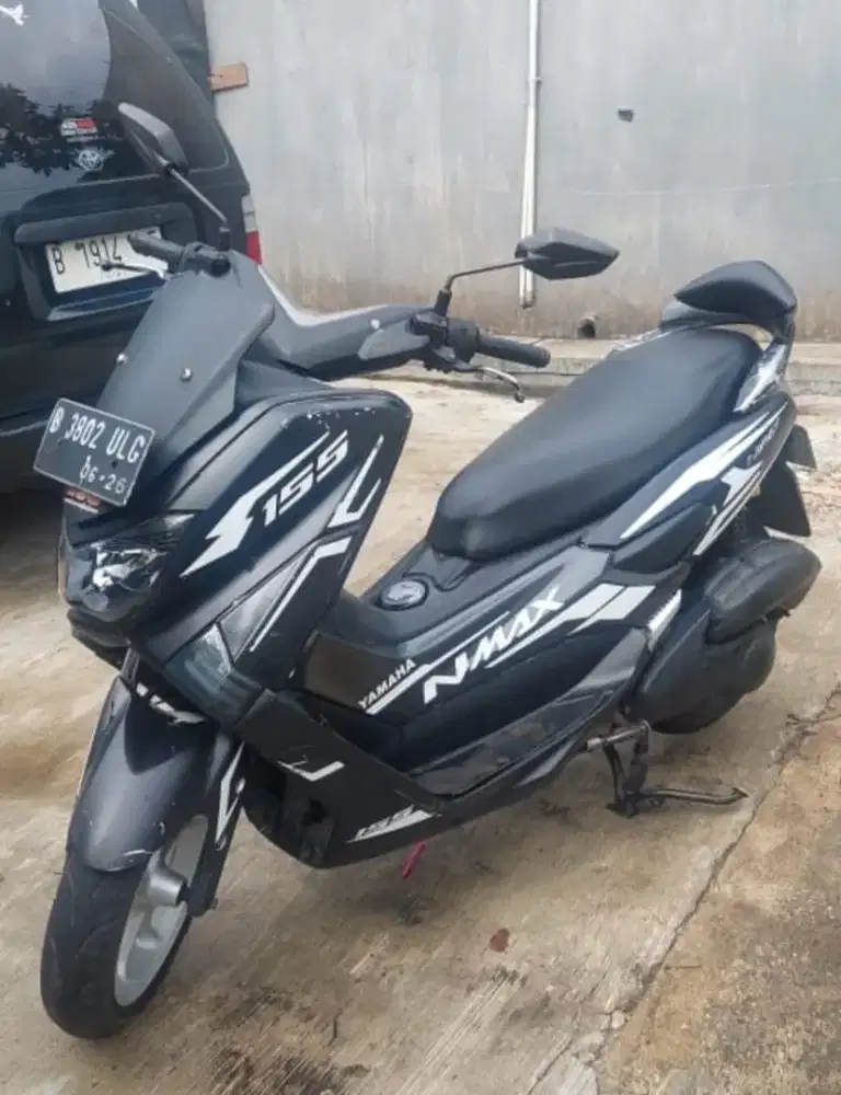 MOTOR KELUARGA YAMAHA NMAX 2016 TERAWAT