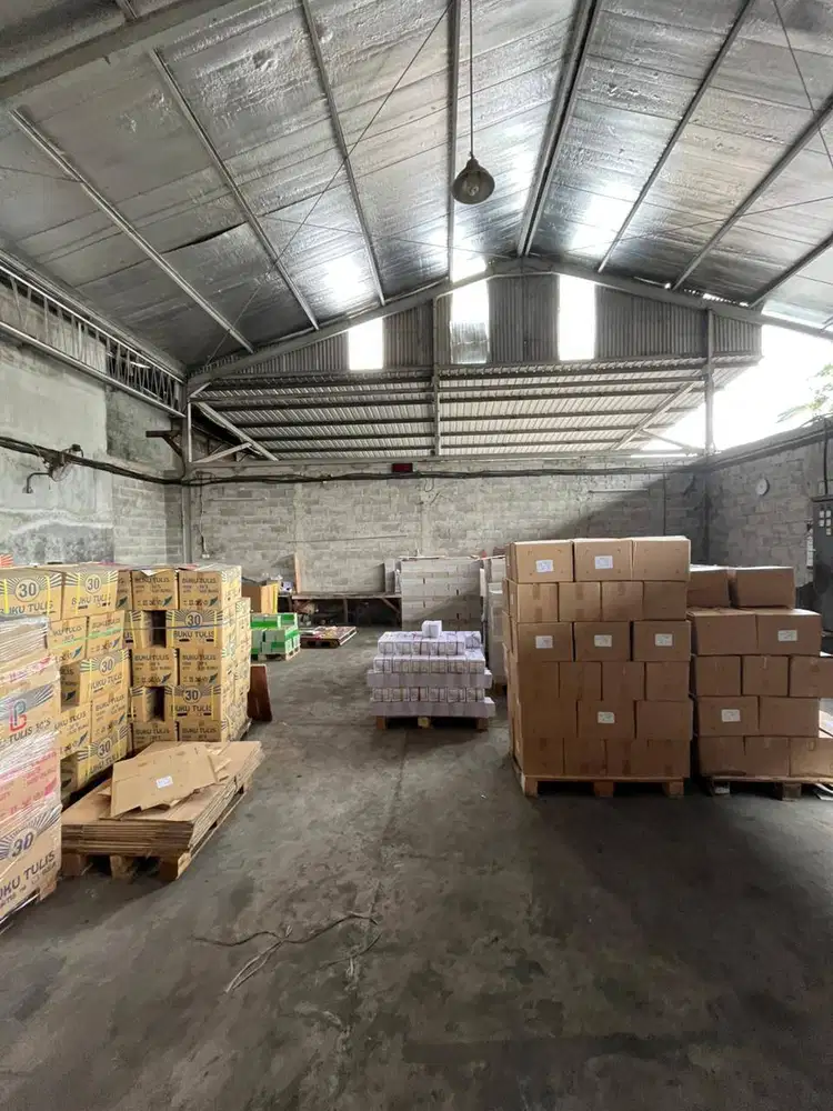 Dijual Gudang Siap Pakai  Raya Pogot Surabaya