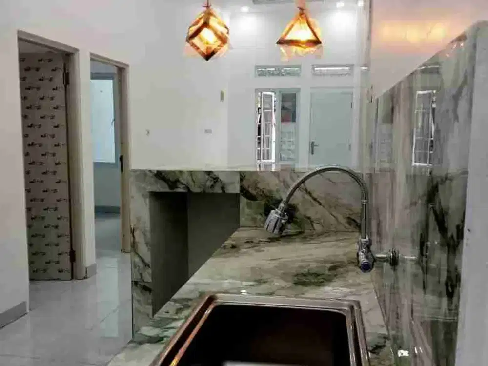 Di Jual Rumah Modern  Sangat Cantik,   di Villa  Indah Permai,   Bekasi  utara.