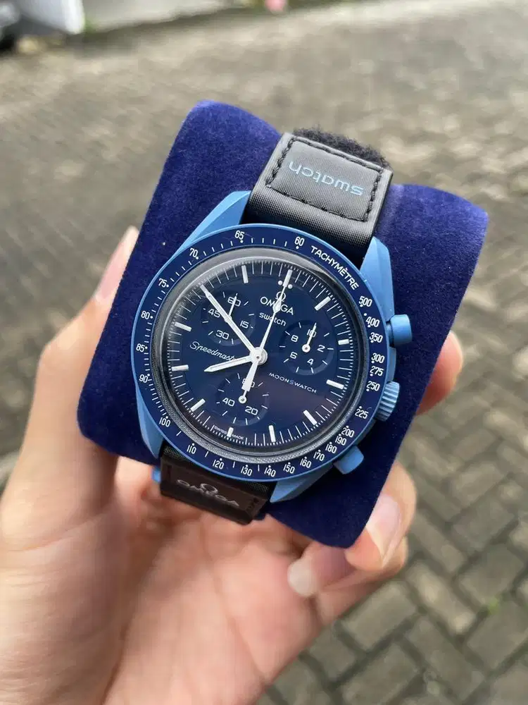Omega MOONWATCH