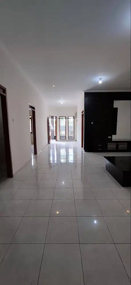 Dijual Rumah di Taman Holis Indah Bandung Siap Huni