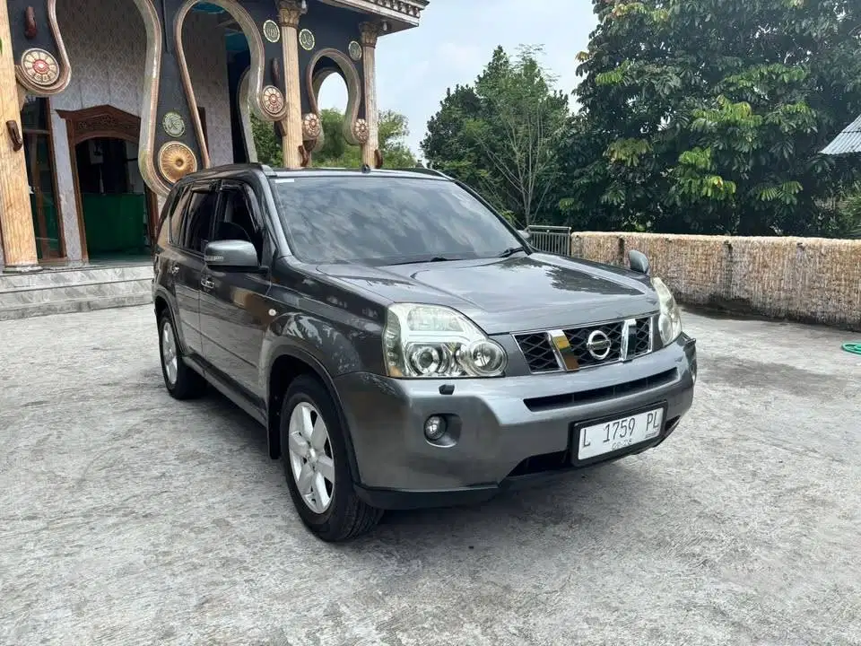 2010 Nissan Xtrail 2.5 ST Plat L saipul mobil bekas sekoto