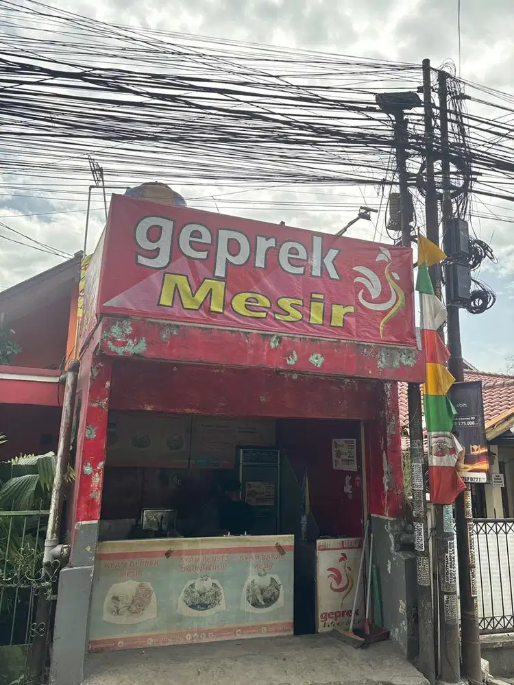 KARYAWAN UNTUK AYAM GEPREK MESIR
