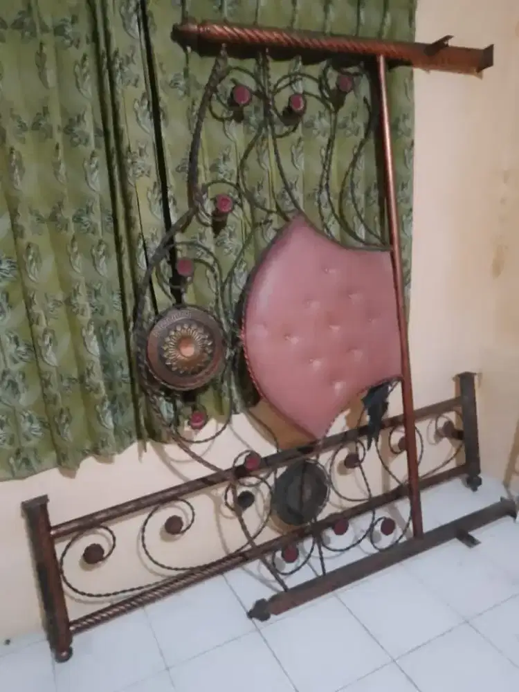 Jual dipan tanpa kasur terbuat dr besi tempa kuat