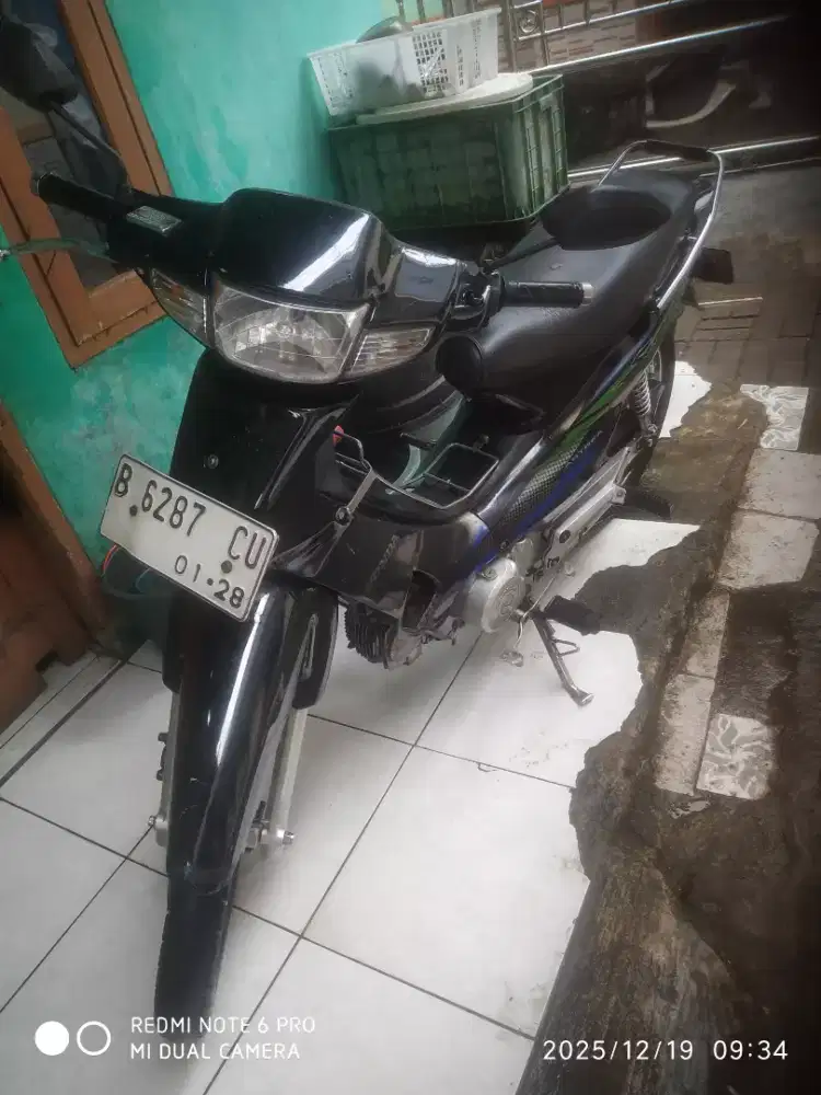 Honda supra X 2002 black
