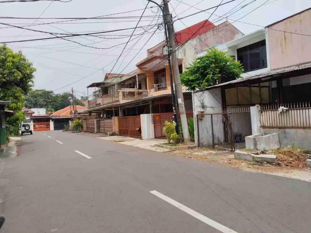 RUMAH 2 LANTAI DI KOMPLEK PTB DUREN SAWIT