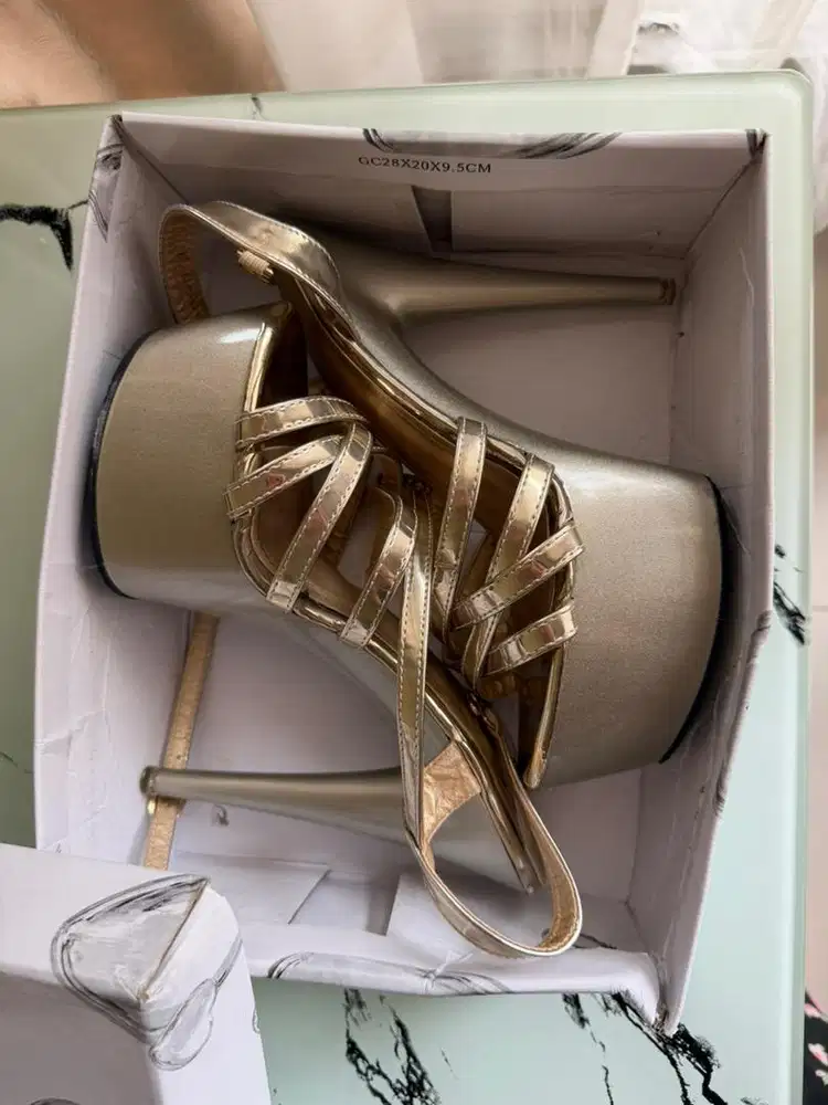 Heels YK shoes 15cm Baru pakai sekali