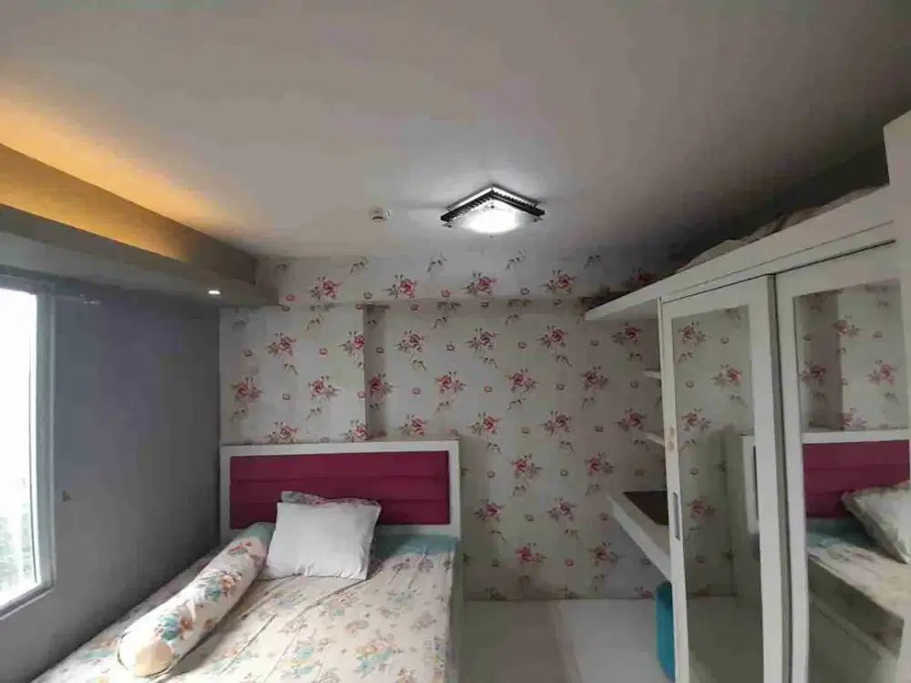 Disewakan 2BR Huk Furnished Lantai 7 Bassura City Apartemen.