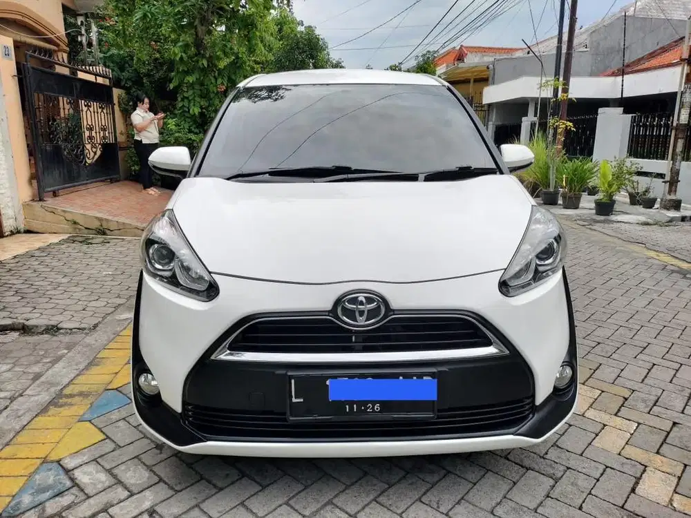 Toyota Sienta V 2017 Automatic