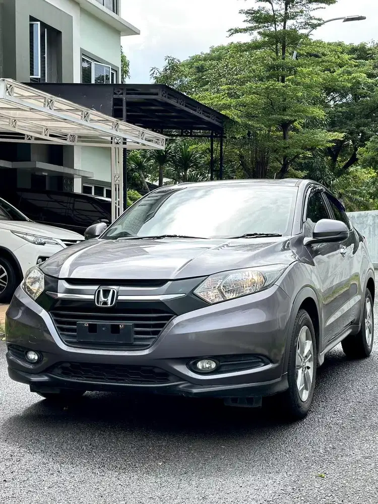 JUAL MURAH AJA NIH !! Honda HRV 1.5 E AT CVT 2017 2018 Abu Grey