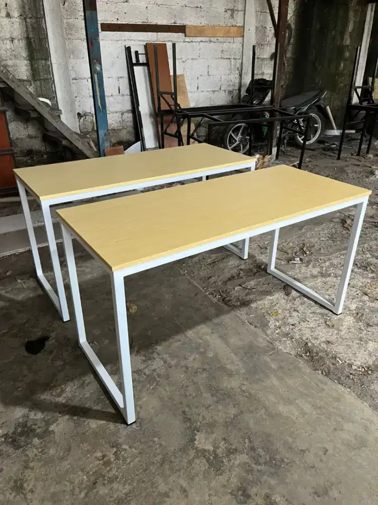 Meja kerja meja kantor meja belajar