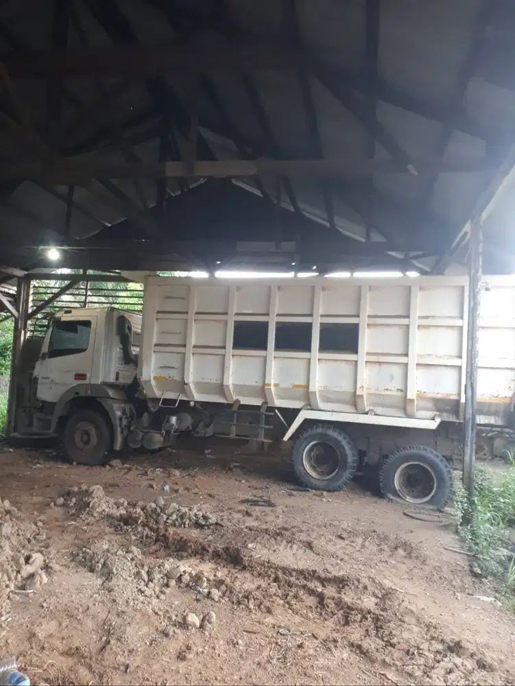 JUAL UNIT MERCEDES BENZ DUMP TRUCK AXOR TAHUN 2019 - KONDISI AS IS