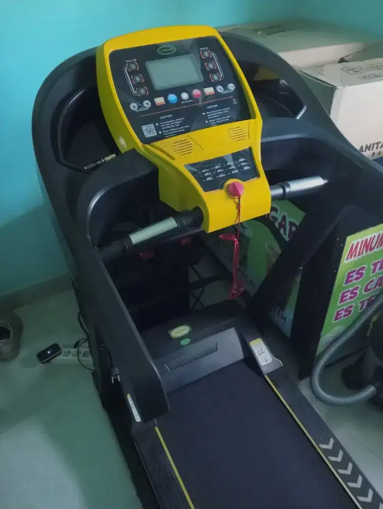 Alat olahraga tritmill