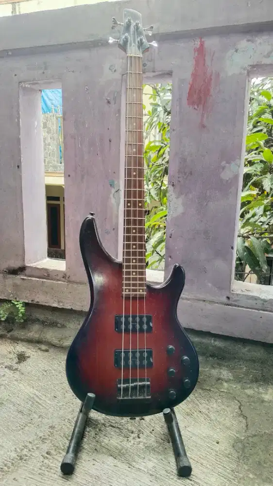 Gitar bass custom 4 senar active
