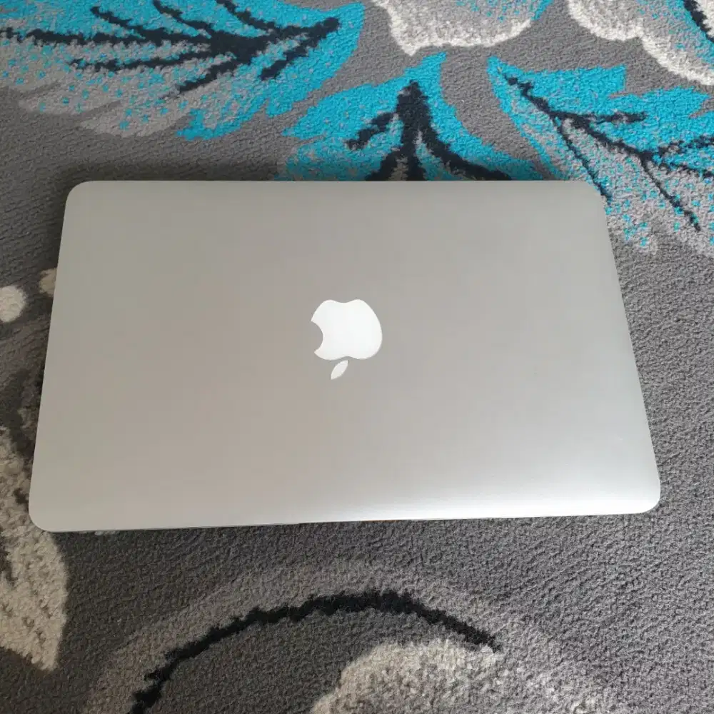 Macbook air tahun 2014