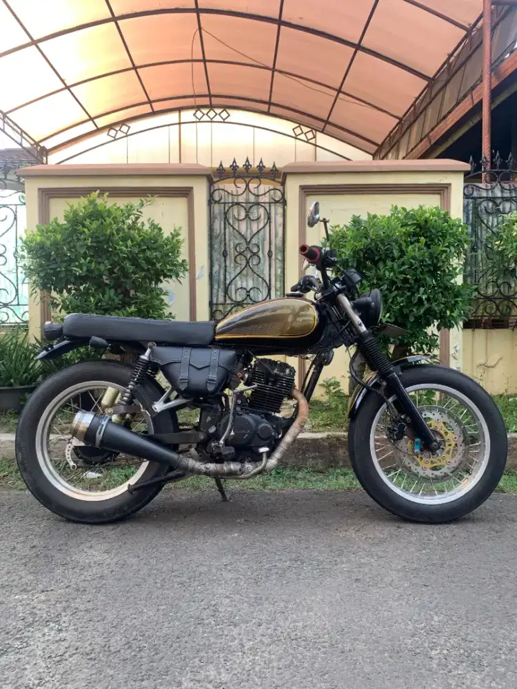 Motor Custom Japstyle Megapro Primus 2007 Nominus