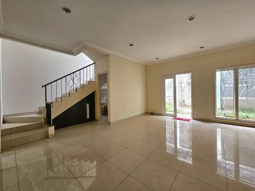 DIJUAL CEPAT RUMAH RAPI SIAP HUNI DI CLUSTER EMERALD PHG GADING SERPONG