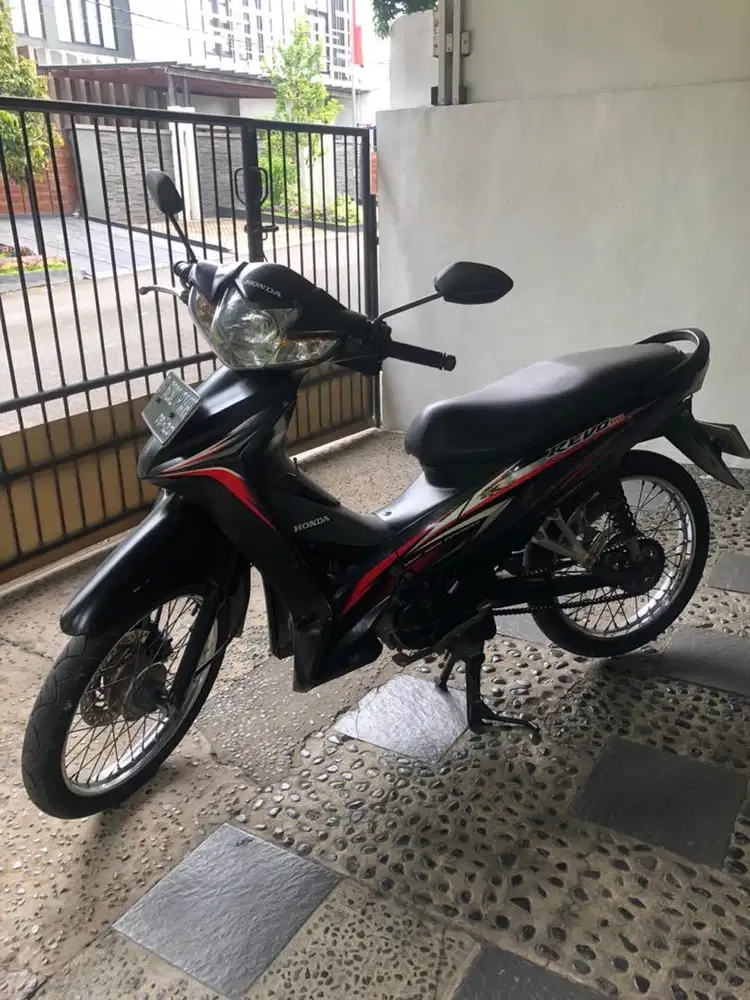 Honda Revo 2013