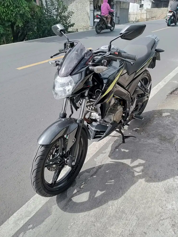 JUAL MURAH YAMAHA NEW VIXION ADVANCE (2015)