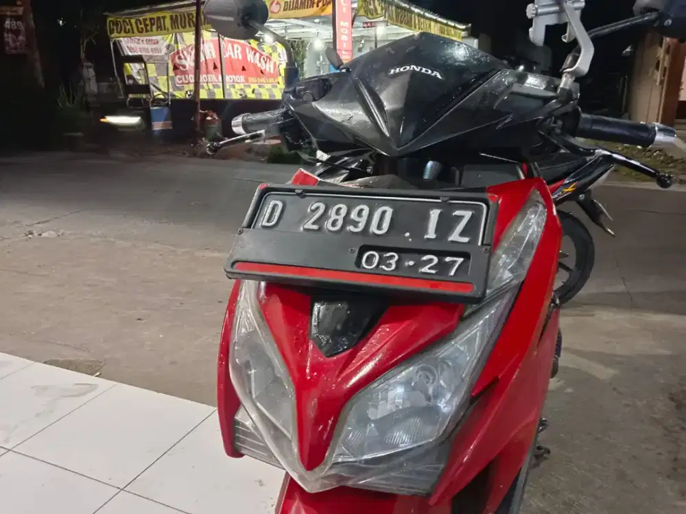 vario 125 tahun 2012